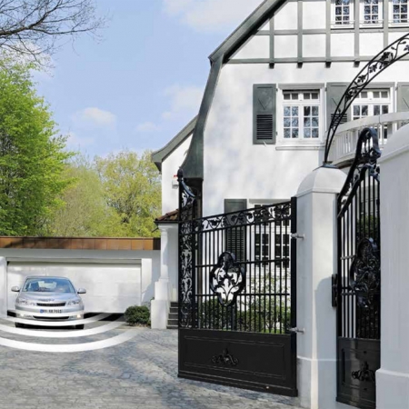 ENTRANCE GATE OPERATORS